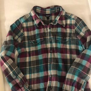 Patagonia Organic Cotton Button Up Women’s Size 2